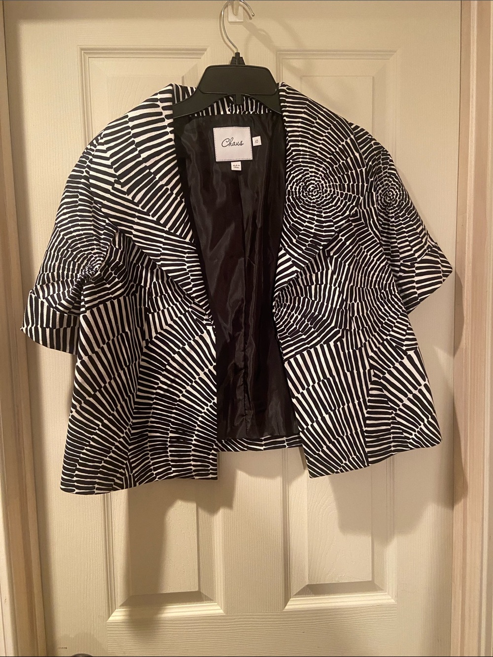 Chaus Black and White Graphic Short Blazer